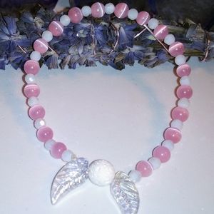 Diffusing energy bracelet